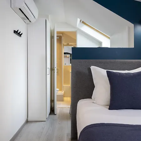 Hotel Brady 3*