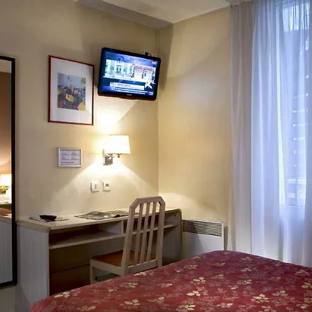 Brady Hotel 3*