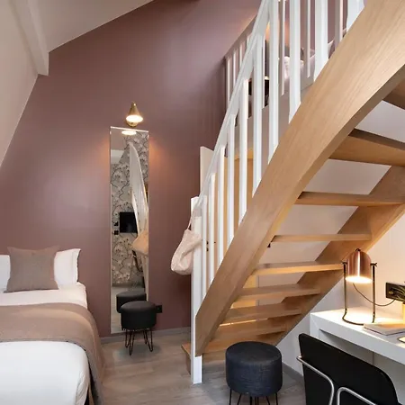 Brady Hotel 3*